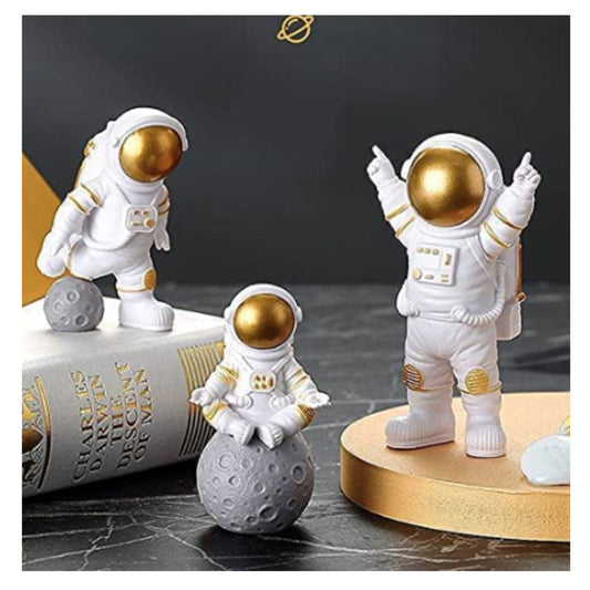 Resin Astronaut Spaceman Statue Ornament Home Office Desktop Figurine Decors