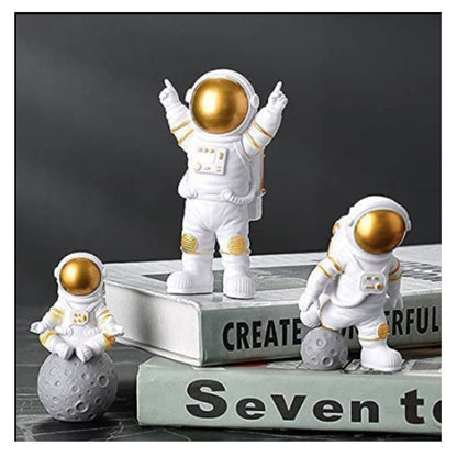 Resin Astronaut Spaceman Statue Ornament Home Office Desktop Figurine Decors