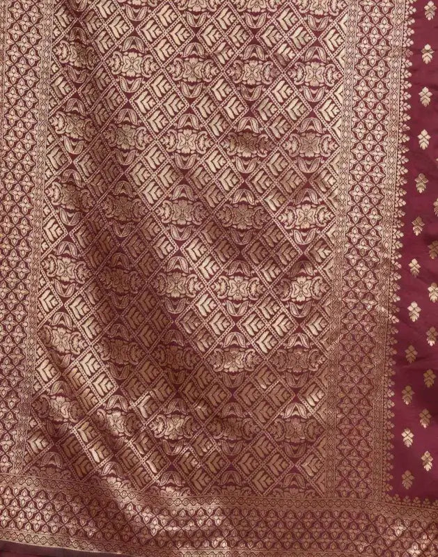 Jacquard Saree  Timeless Grace Collection ( maroon, OS )