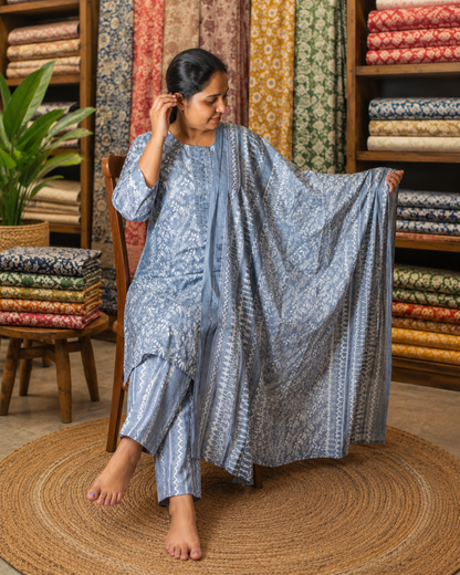 GAYATHRI CHURIDAR-DARK OLIVE GREEN (414137) (M)