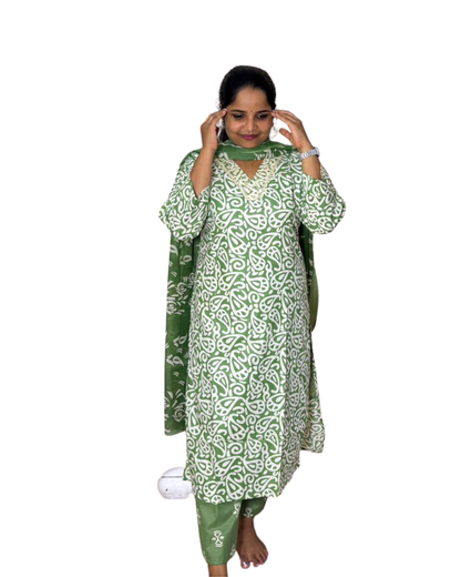REGHA CHURIDAR-GREEN( 414138) (3XL)