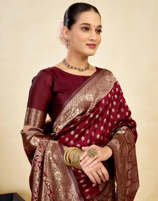 Jacquard Saree  Everyday Elegance Collection ( maroon, OS )