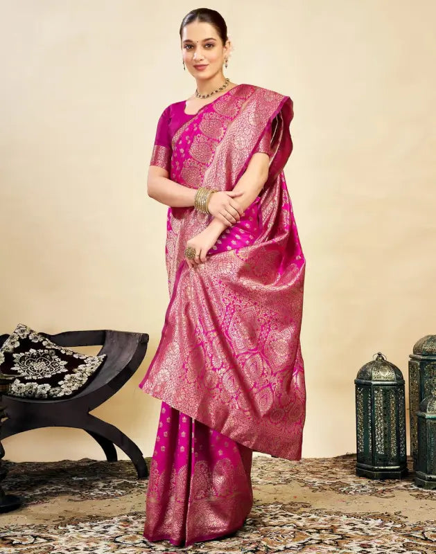 Jacquard Saree  Everyday Elegance Collection ( pink, OS )