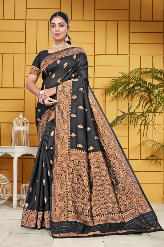 Jacquard Saree  Regal Aura Collection ( black, OS )